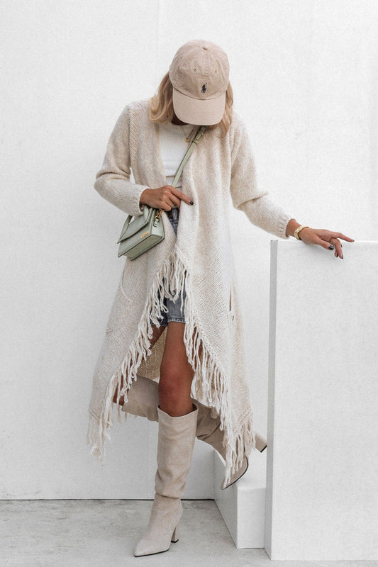 Trend Collection Asymmetrischer Strickmantel mit Fransen One Size / Beige