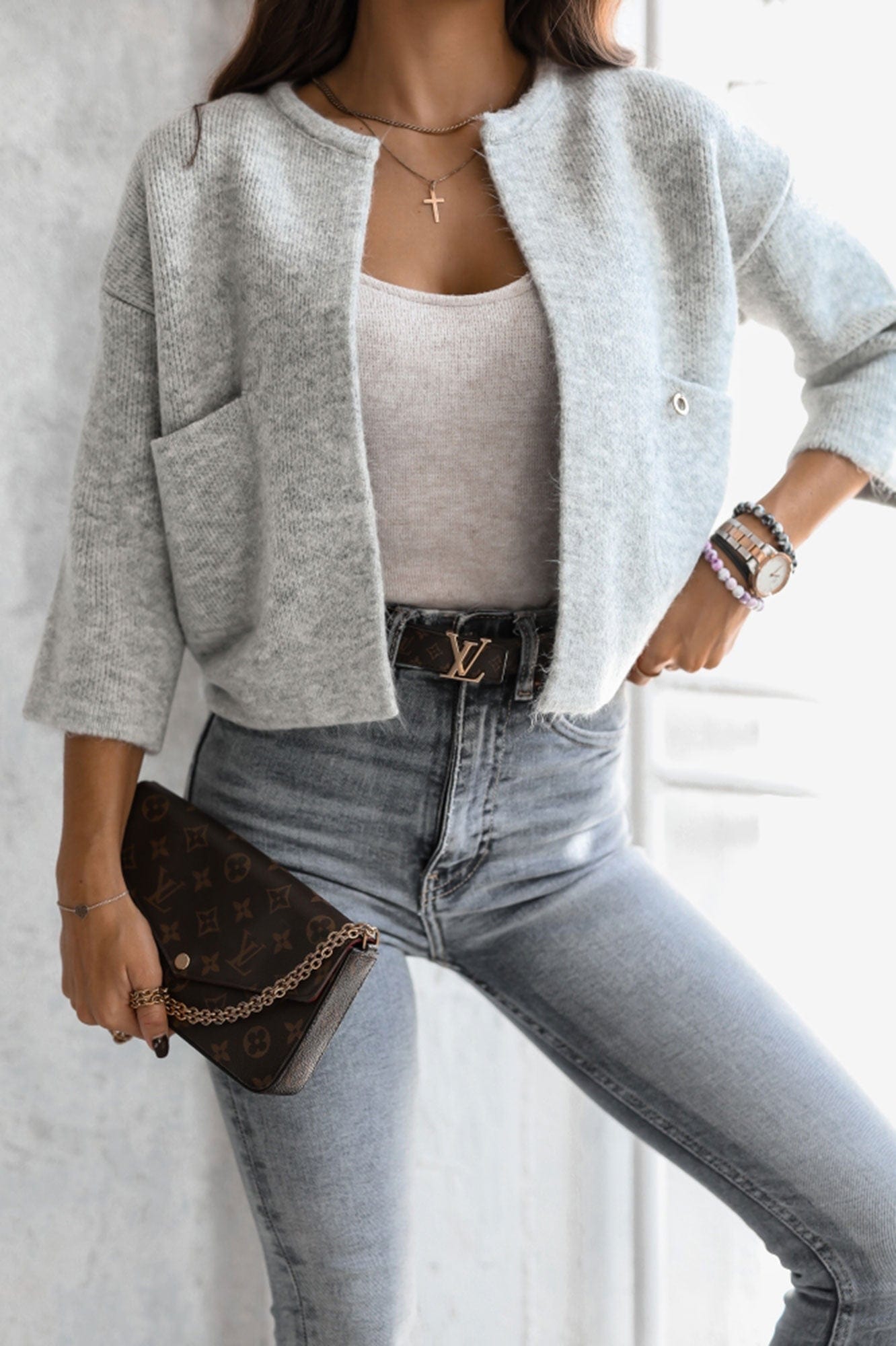 Trend Collection Kurze Strickjacke One Size / Grau
