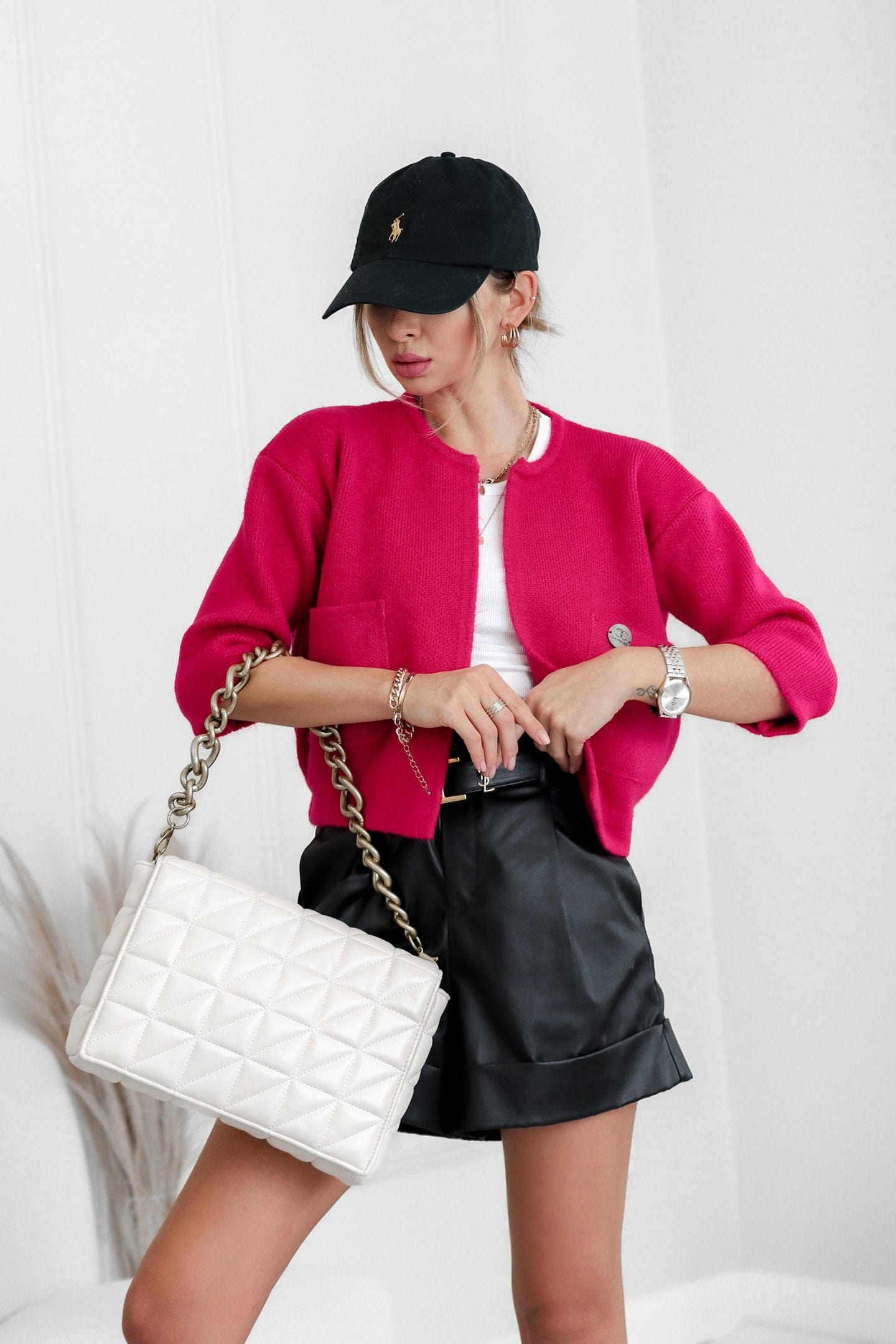 Trend Collection Kurze Strickjacke One Size / Pink