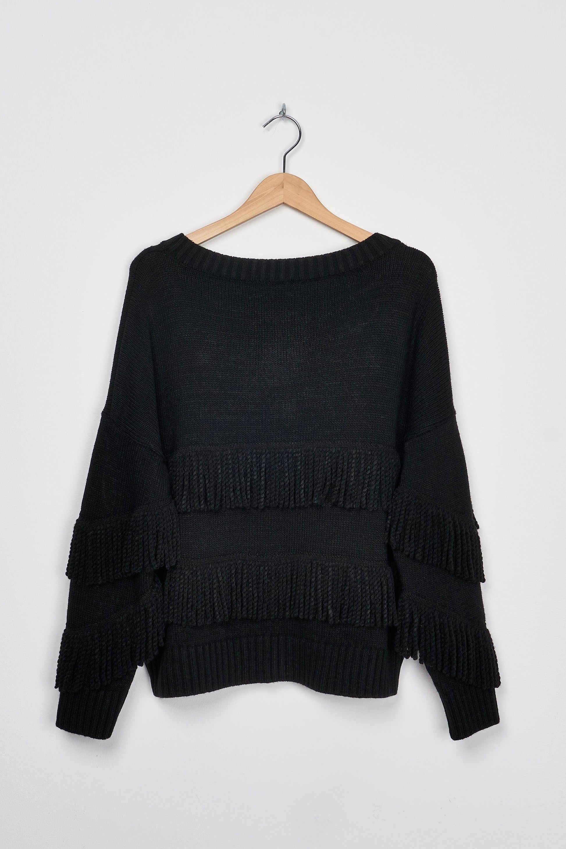 Trend Collection Pullover mit Fransen One Size / Schwarz