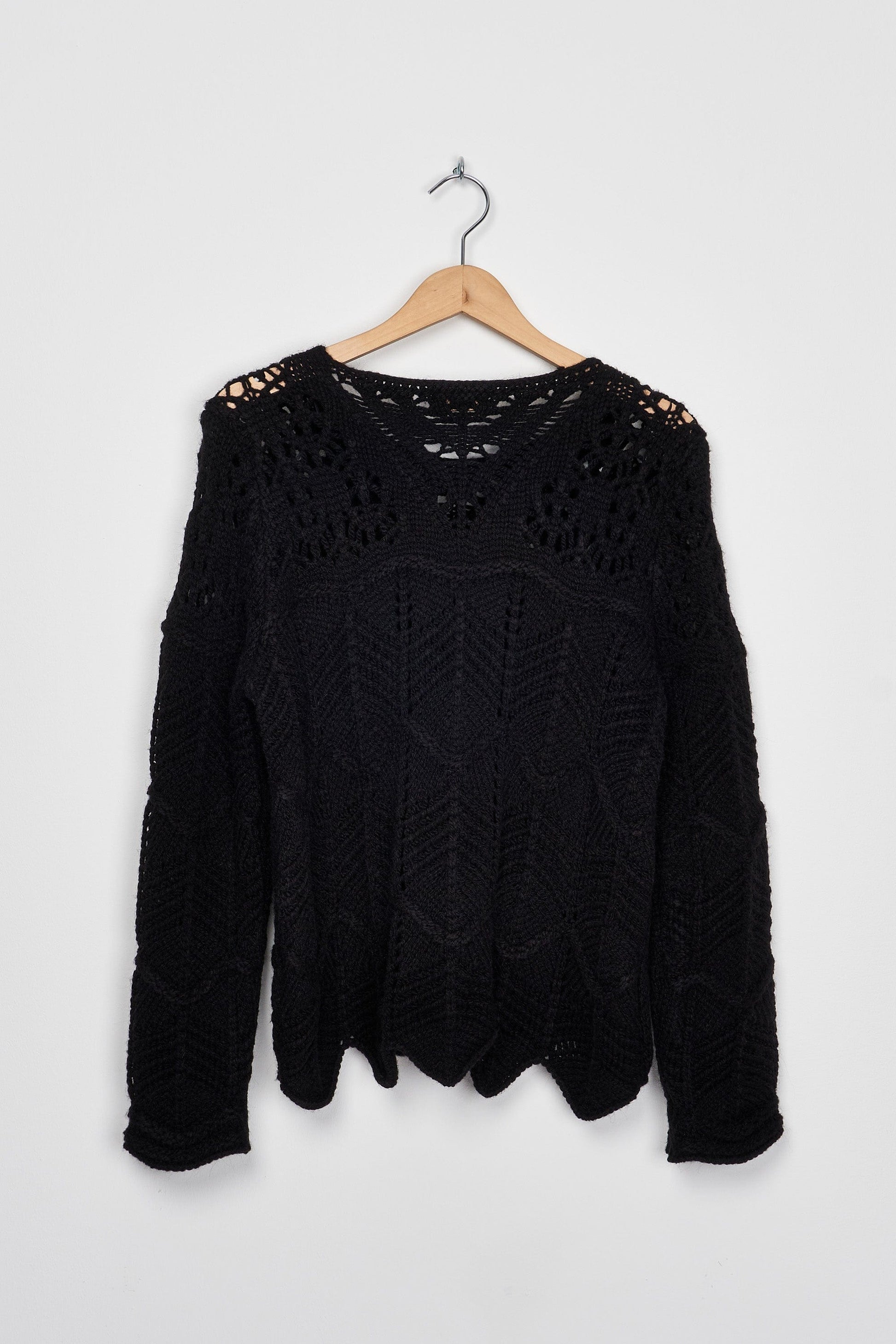 Trend Collection Pullover mit Lochmuster One Size / Schwarz